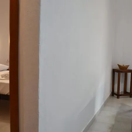 Mirsini Apartments Kariotes Esterno foto
